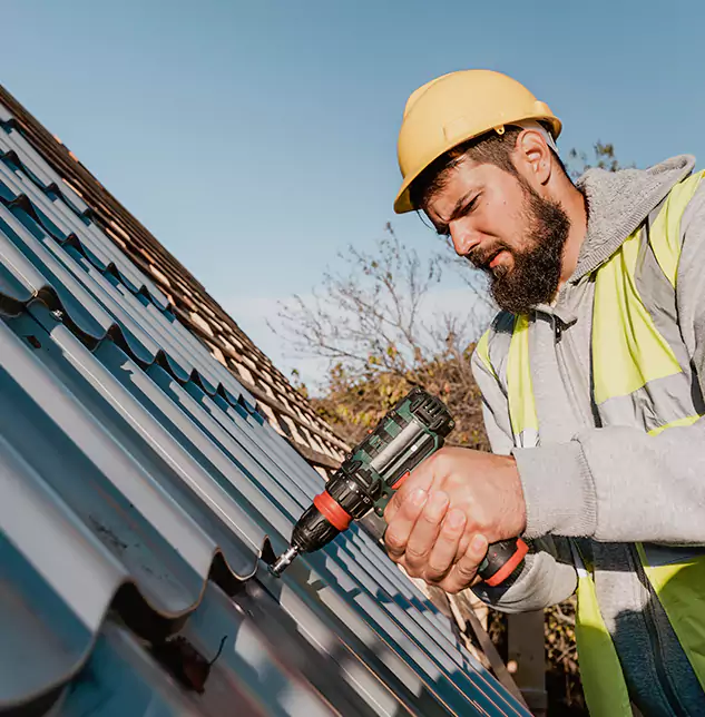 Top Rated Hole in Roof Repair Company: Your Fast Patch Hole in Roof Solutions in Crystal Lake, IL