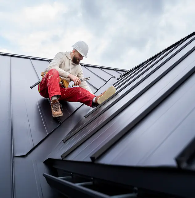 Reliable Roof Eaves Repair Company in Crystal Lake, IL: Protecting Your Home's Edge