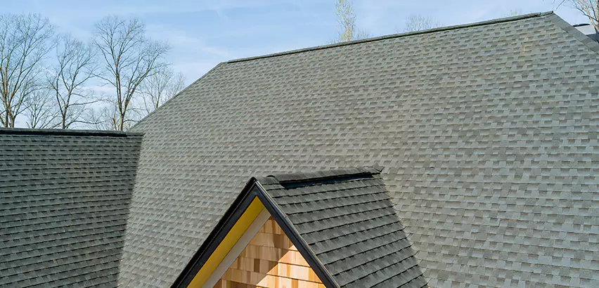 Replacing Vinyl Siding With Cedar Shingles in Crystal Lake