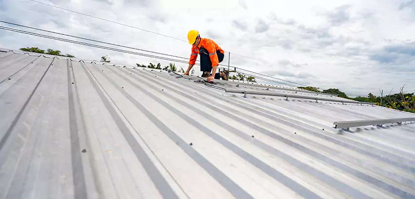 Metal Roof Repairs in Crystal Lake