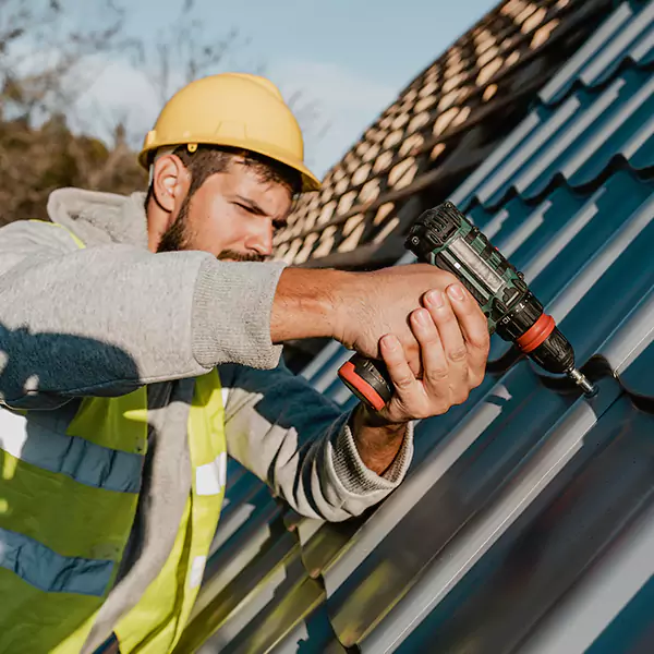 Why Crystal Lake Property Owners Choose Crystal Lake Roofing Pro for Metal Roof Replacement?