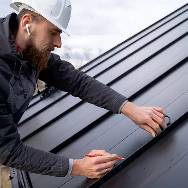 Why Crystal Lake Property Owners Choose Crystal Lake Roofing Pro for Tin Roof Repair service?